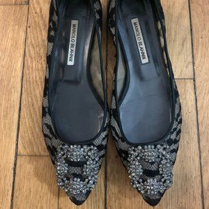 Manolo Blahnik Black Lace Hangisi Flats